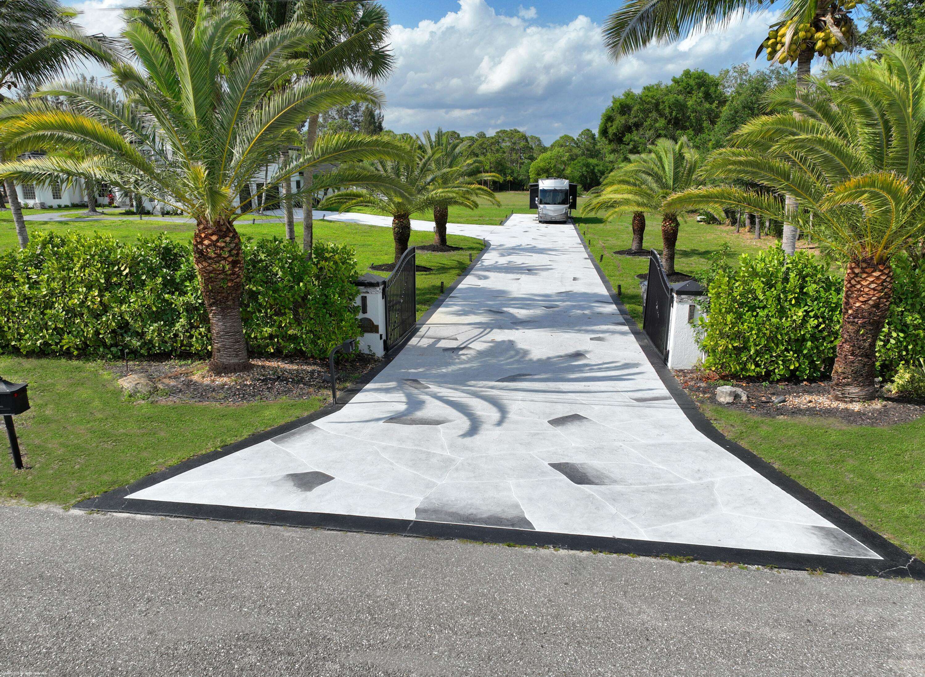 The Acreage, FL 33470,19361 W Sycamore DR