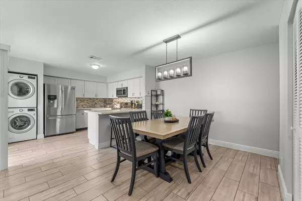Wellington, FL 33414,1596 Shaker CIR