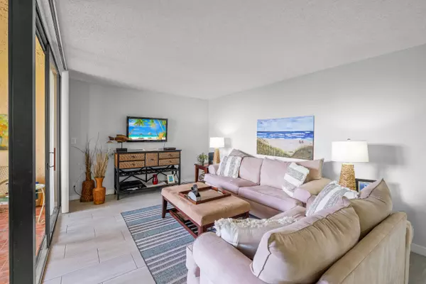 Delray Beach, FL 33444,2455 Lindell BLVD 3508