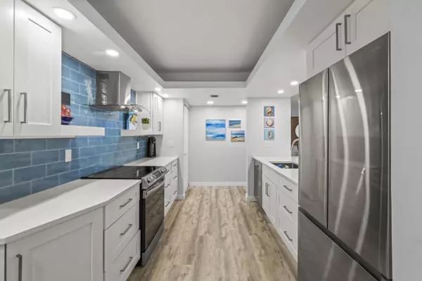 Delray Beach, FL 33444,2455 Lindell BLVD 3508