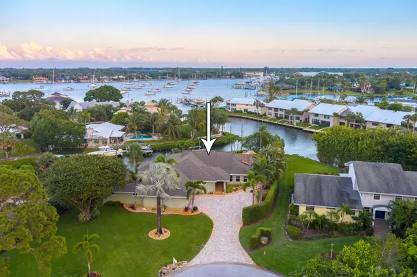 4020 SE Whiticar WAY, Stuart, FL 34997