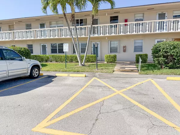 West Palm Beach, FL 33417,161 Kent J