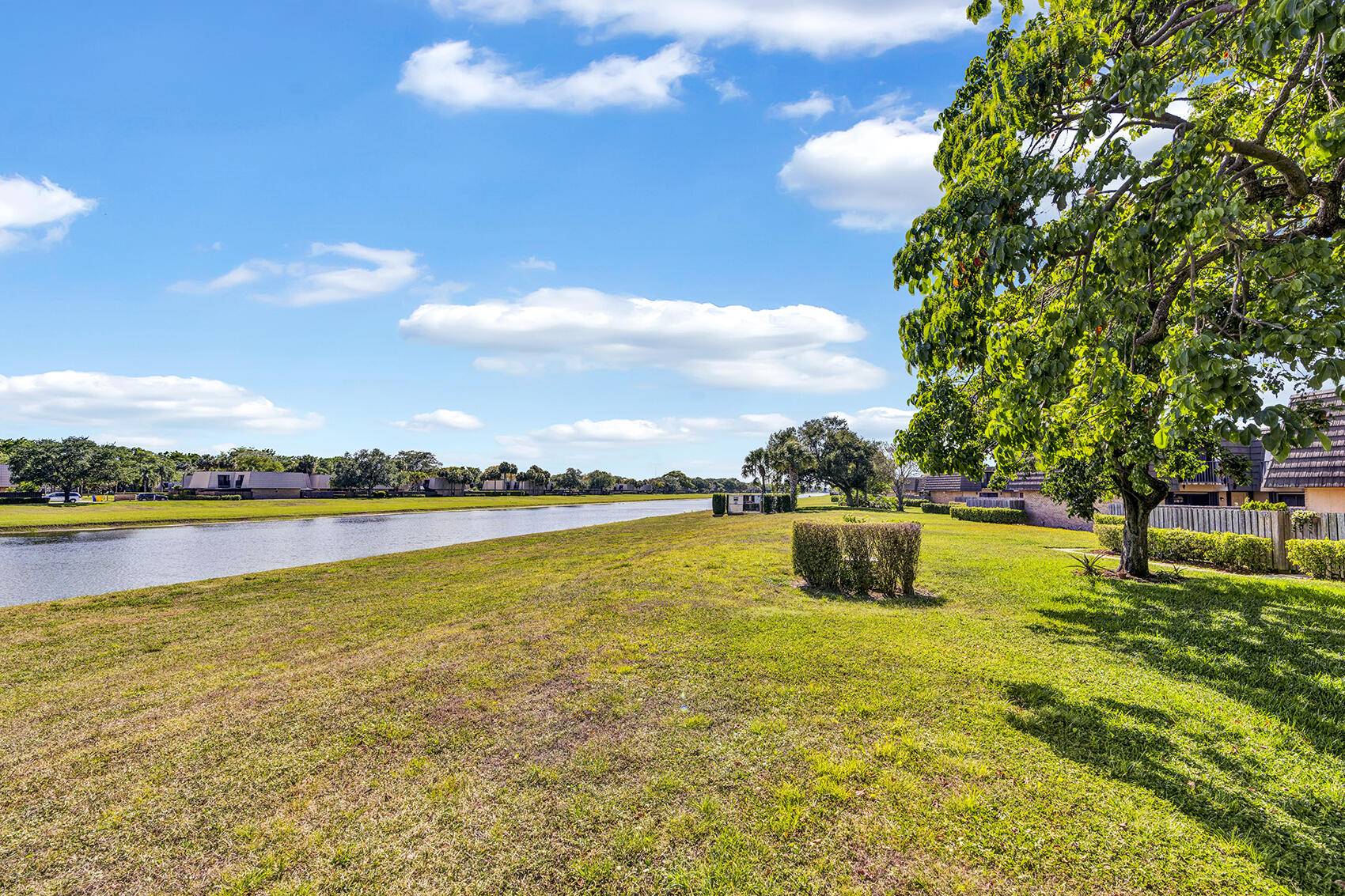 West Palm Beach, FL 33407,113 1st WAY