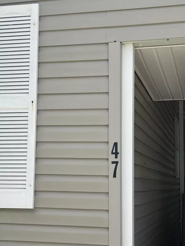 Jupiter, FL 33477,400 N Highway A1a 47