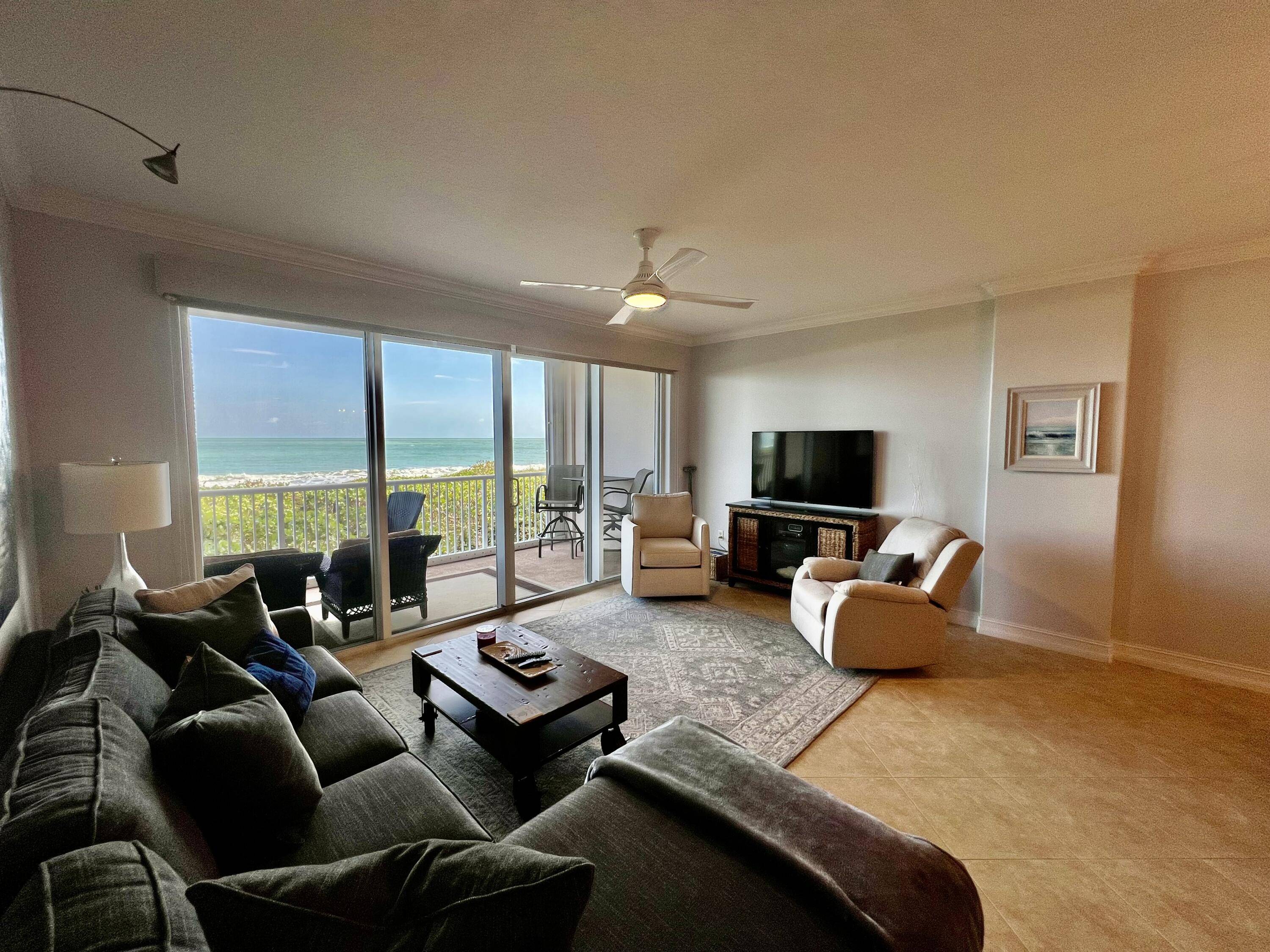 Hutchinson Island, FL 34949,4160 N Highway A1a 204