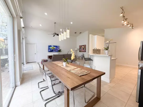 Coconut Creek, FL 33073,4803 NW 59th CT