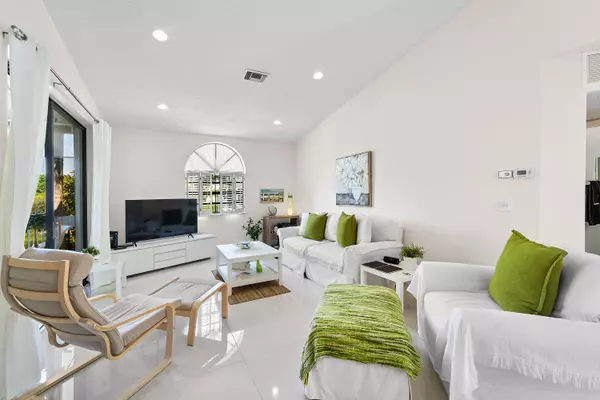 Boynton Beach, FL 33437,5415 Verona DR O