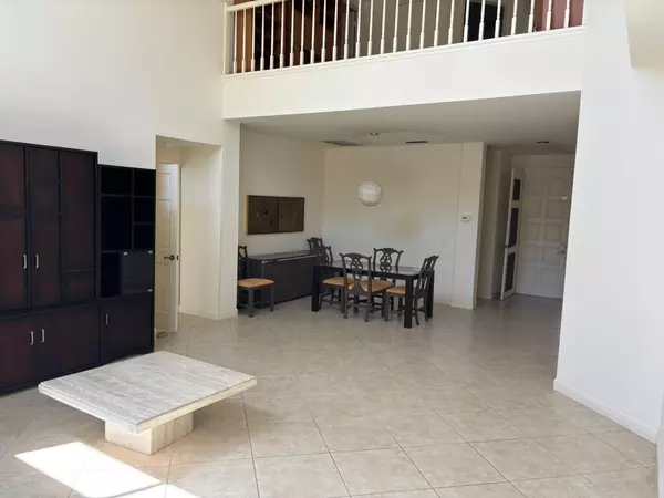 Indian River Shores, FL 32963,250 S Peppertree DR 8