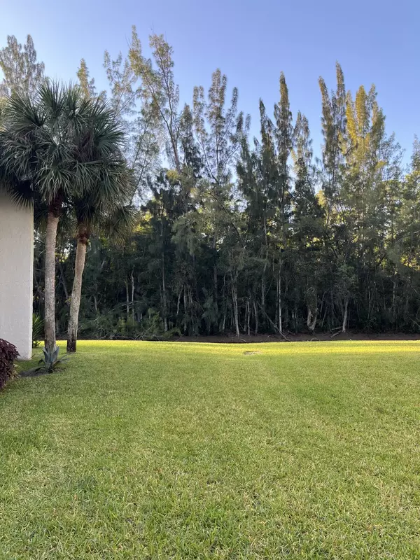 140 Lake Meryl DR 139,  West Palm Beach,  FL 33411