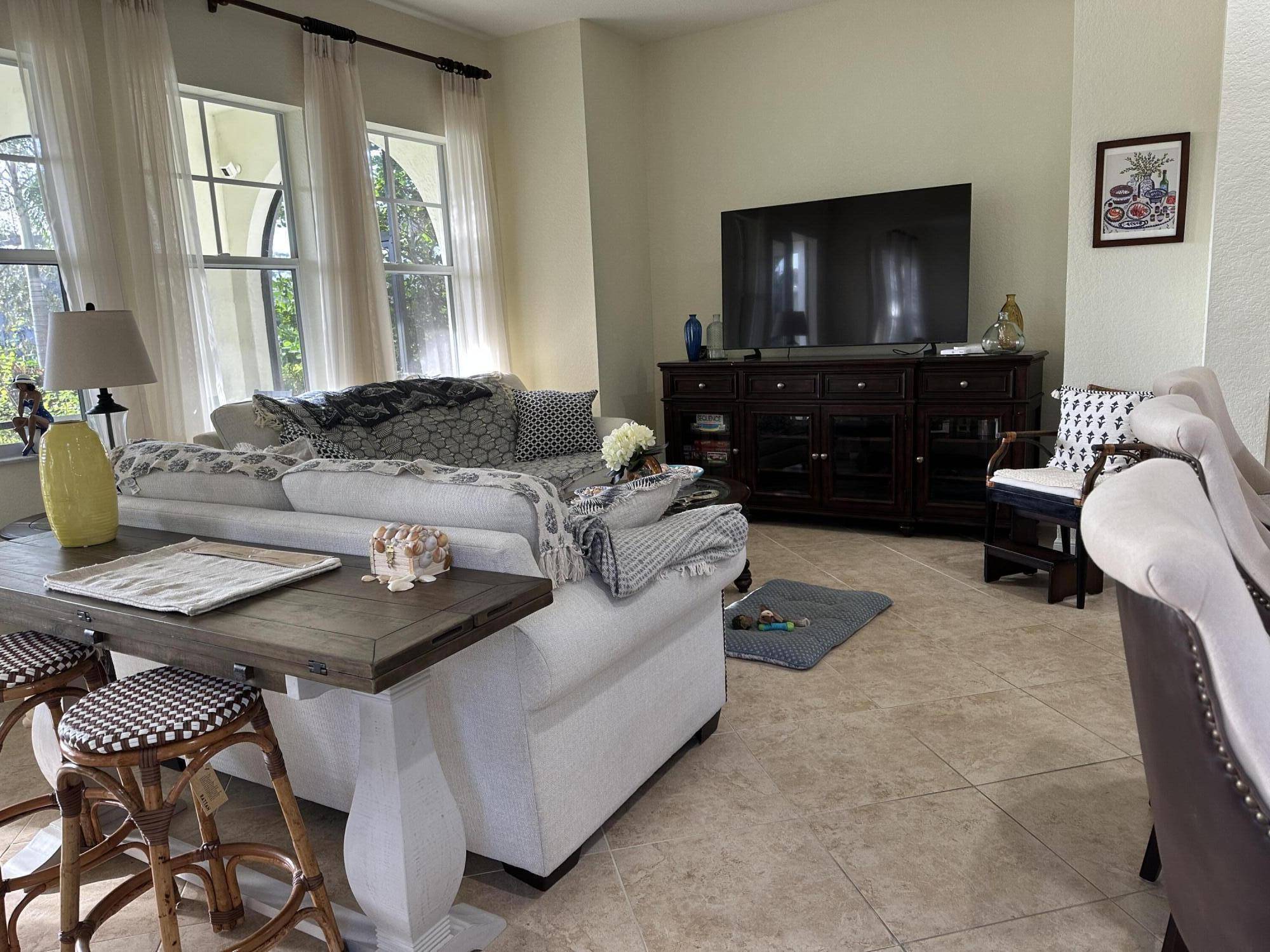 Palm Beach Gardens, FL 33410,834 Madison CT