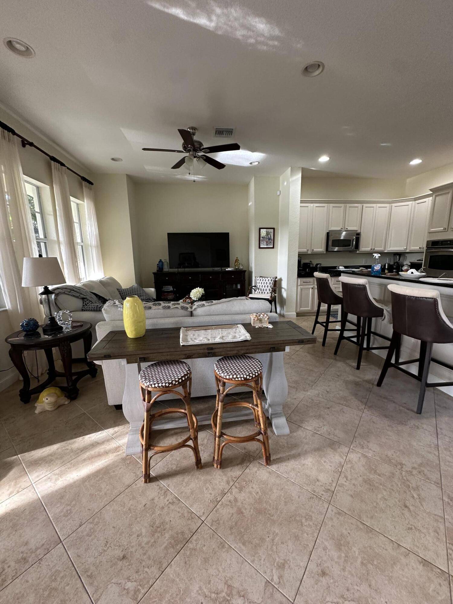 Palm Beach Gardens, FL 33410,834 Madison CT