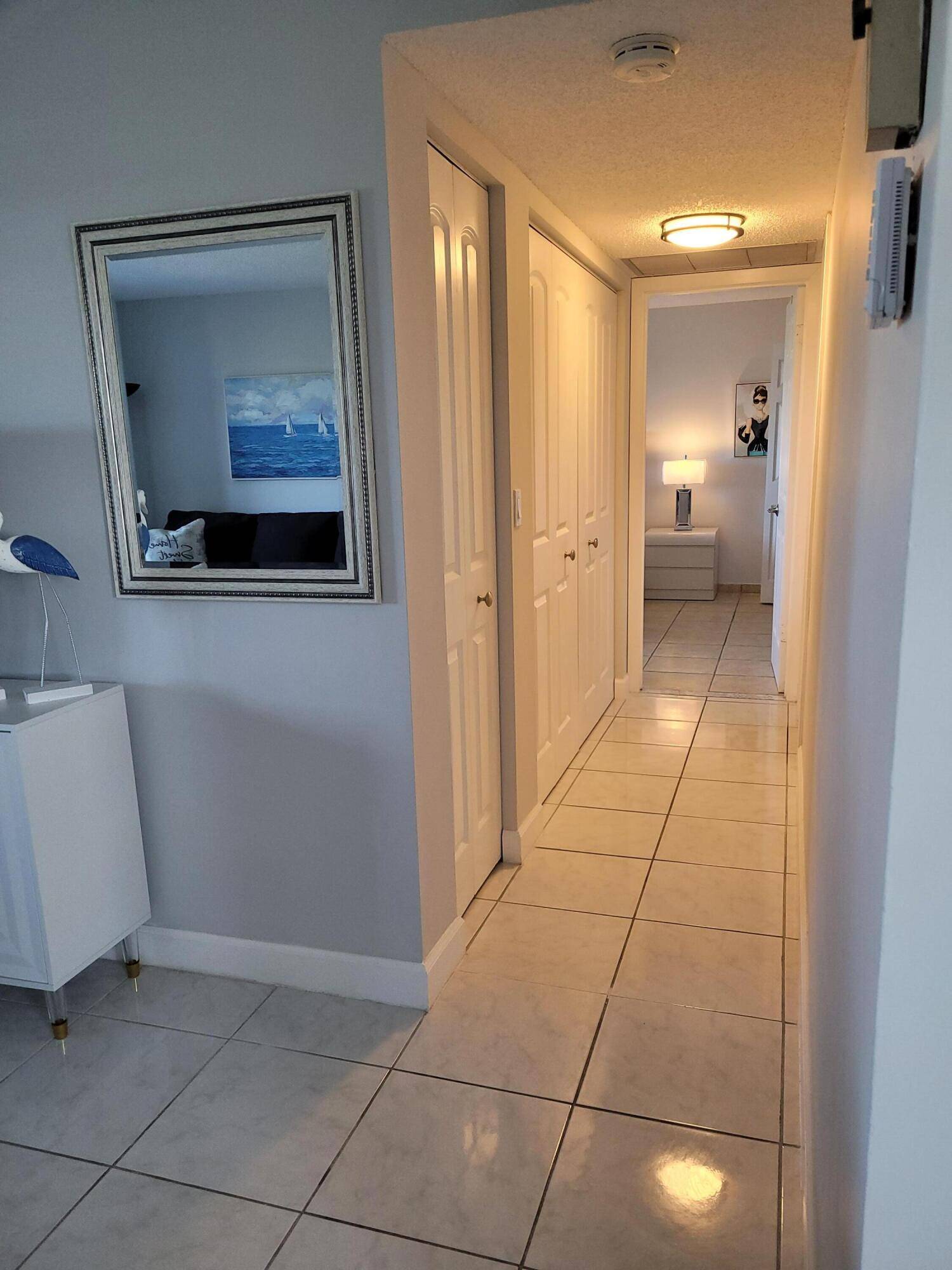 Palm Springs, FL 33461,725 Lori DR 405