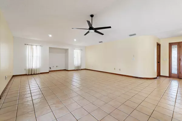 Port Saint Lucie, FL 34983,149 NE Sagamore TER