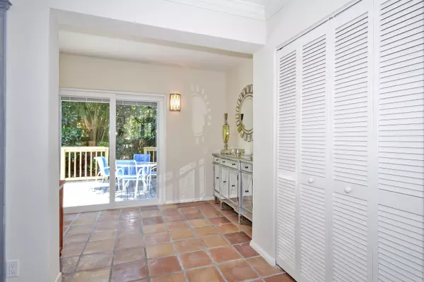 Delray Beach, FL 33483,33 East RD