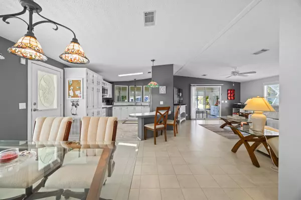 Coconut Creek, FL 33073,6519 NW 32nd AVE