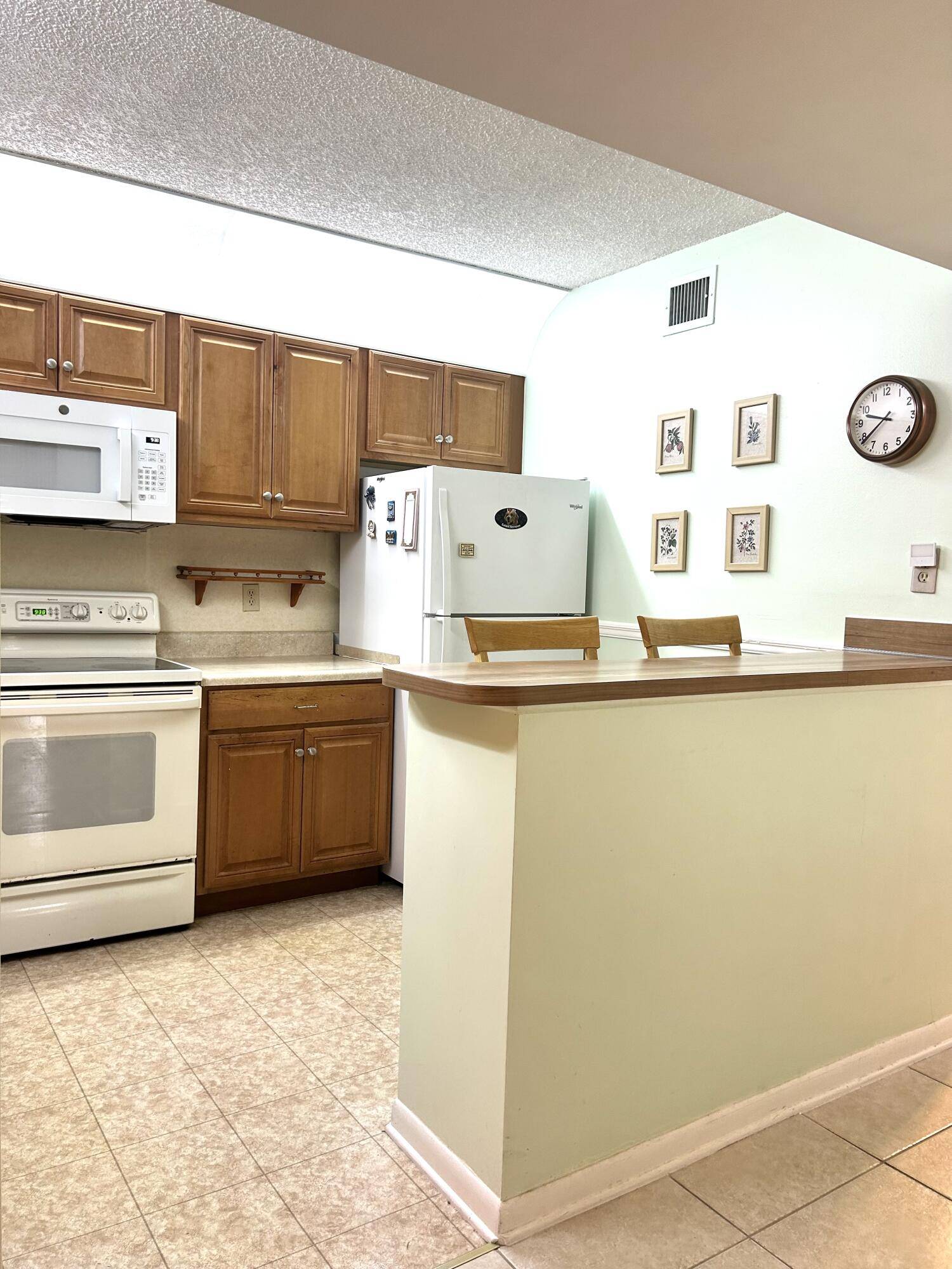 Jupiter, FL 33458,6489 Chasewood DR B
