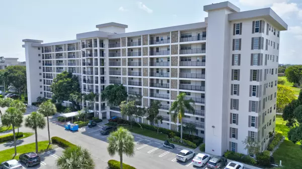 Pompano Beach, FL 33069,3050 N Palm Aire DR 505