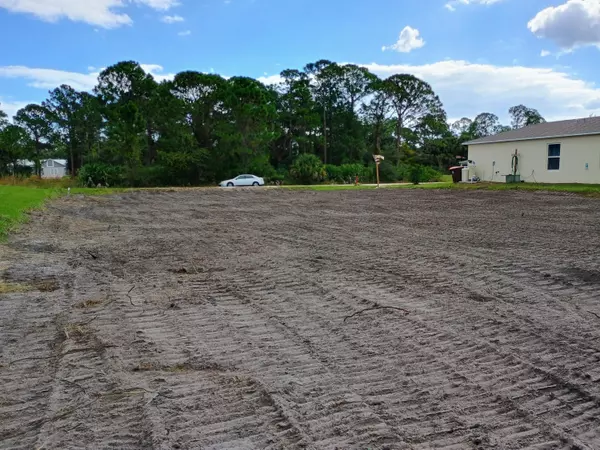 Vero Beach, FL 32967,7825 96 AVE