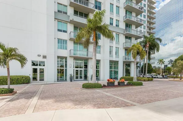 West Palm Beach, FL 33401,300 S Australian AVE 1605
