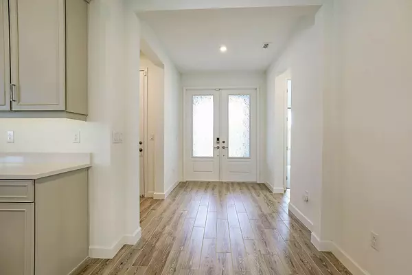 Port Saint Lucie, FL 34987,9833 SW Isabelline DR