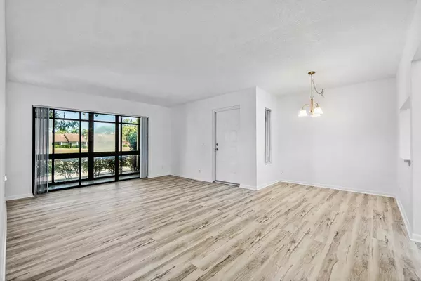 Greenacres, FL 33415,723 Sunny Pine WAY B1