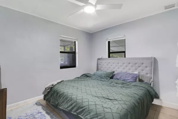 West Palm Beach, FL 33413,6368 Bishoff RD