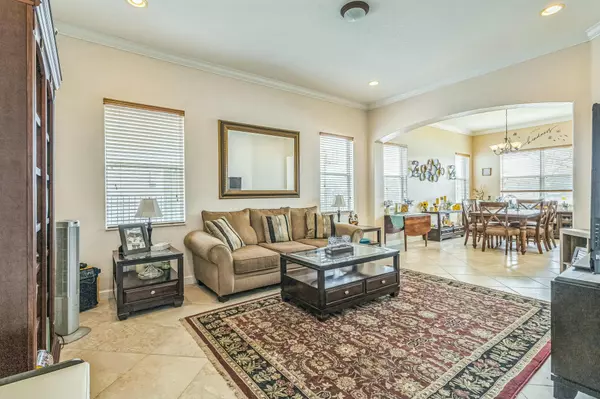 West Palm Beach, FL 33413,694 Cresta CIR