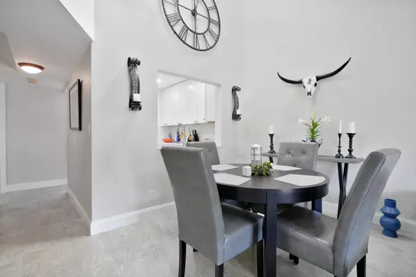 Davie, FL 33324,2055 SW 81st WAY