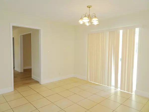 Sunrise, FL 33313,1830 NW 61st AVE