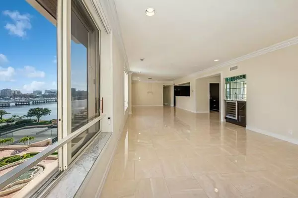 Palm Beach, FL 33480,150 Bradley PL 605