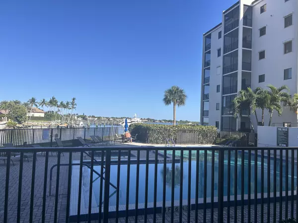 North Palm Beach, FL 33408,11370 Twelve Oaks WAY 117