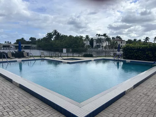 North Palm Beach, FL 33408,11370 Twelve Oaks WAY 117