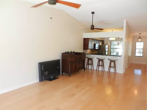 Palm Beach Gardens, FL 33418,701 Sabal Ridge CIR E