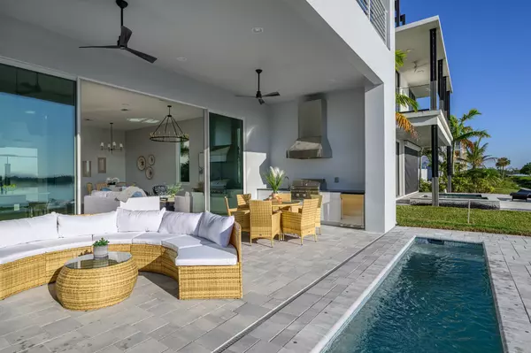 Vero Beach, FL 32967,4842 S Harbor DR