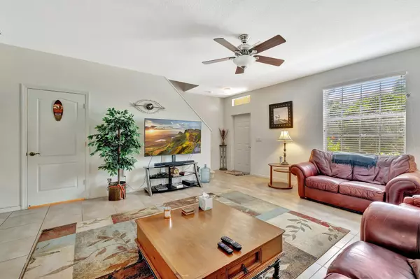 Port Saint Lucie, FL 34952,2061 SE Glen Ridge DR