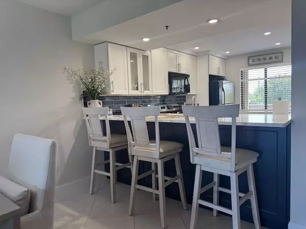Jupiter, FL 33477,401 Ocean Bluffs BLVD 303