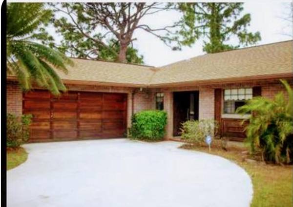 952 SE Walters TER, Port Saint Lucie, FL 34983