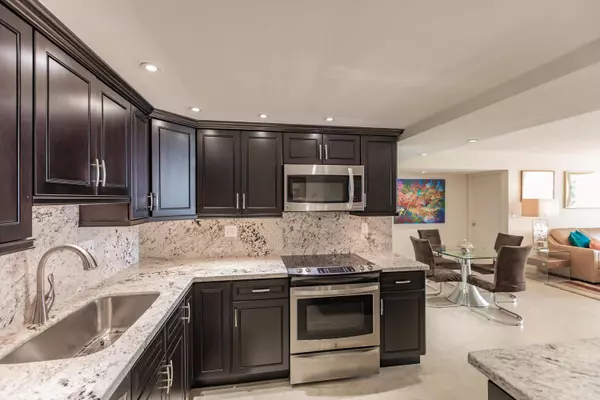 Hollywood, FL 33019,1410 S Ocean DR 702