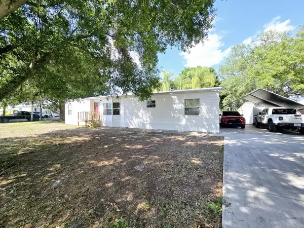 Okeechobee, FL 34974,8245 SE 57th DR