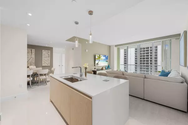 Singer Island, FL 33404,3100 N Ocean DR 1707-H