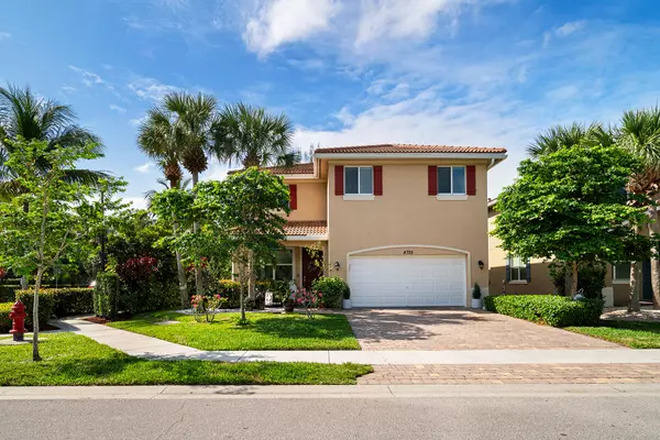 Greenacres, FL 33463,4725 Foxtail Palm CT
