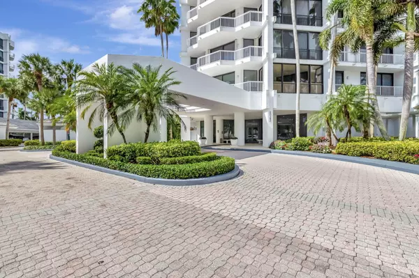 Boca Raton, FL 33434,20290 Fairway Oaks DR 254