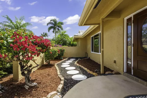 Boca Raton, FL 33487,460 NW 69th ST