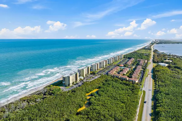 Jensen Beach, FL 34957,7370 S Ocean DR 111