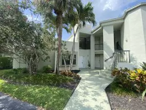 6371 La Costa DR 101, Boca Raton, FL 33433