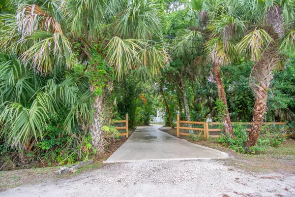 Jupiter, FL 33478,16655 N 105th DR