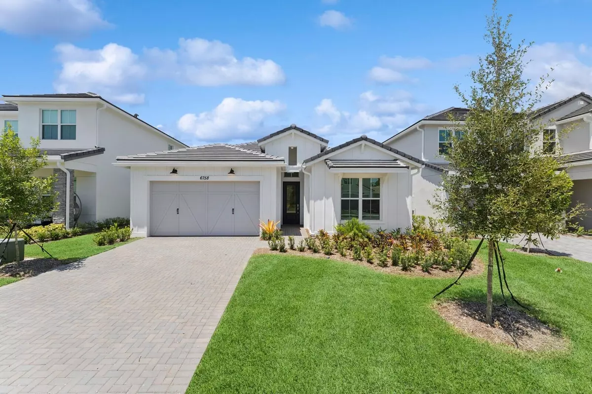 Stuart, FL 34997,6758 SE Lost Pine DR 21