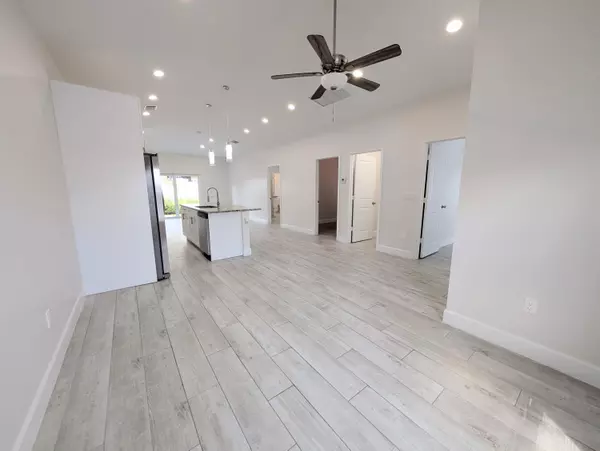 Riviera Beach, FL 33404,1566 W 26th CT