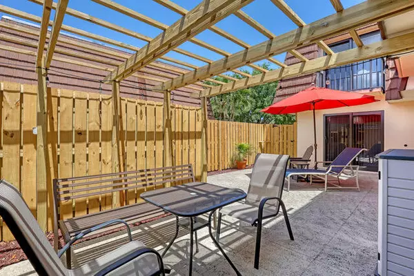 Palm Beach Gardens, FL 33418,1908 19th LN