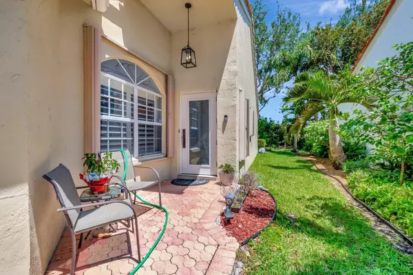 Delray Beach, FL 33484,15432 Rosaire LN